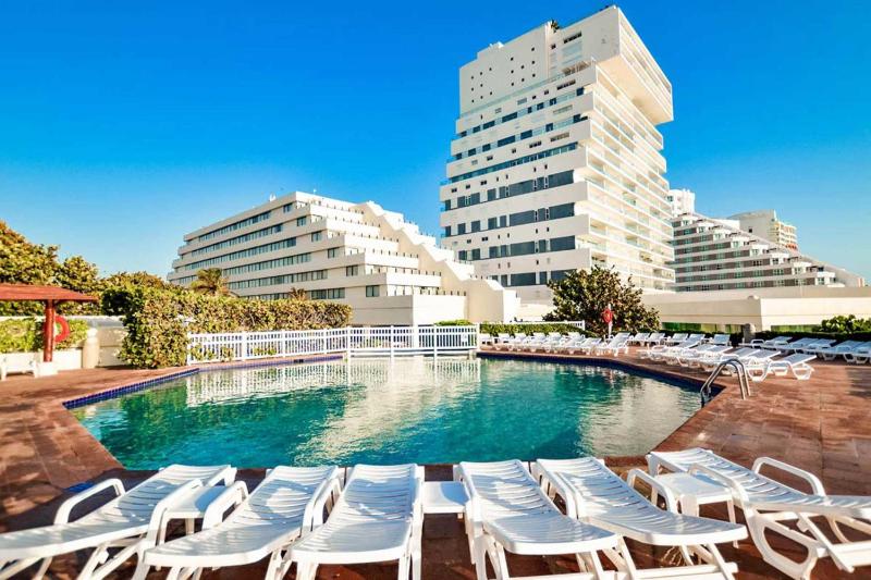 Condo in Ocean Front Resort - image 11