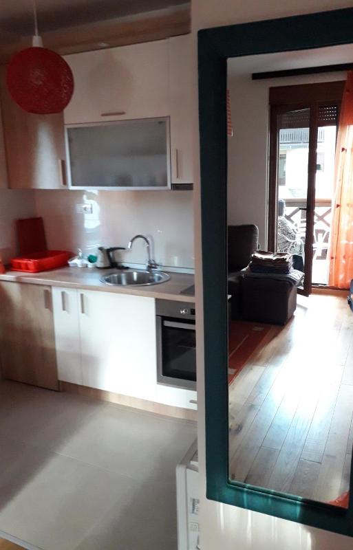One-Bedroom Apartment image 1