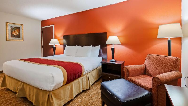 King Room with Roll-in Shower - Disability Access/Non-Smoking image 3
