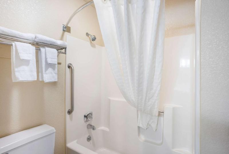 King Room image 1