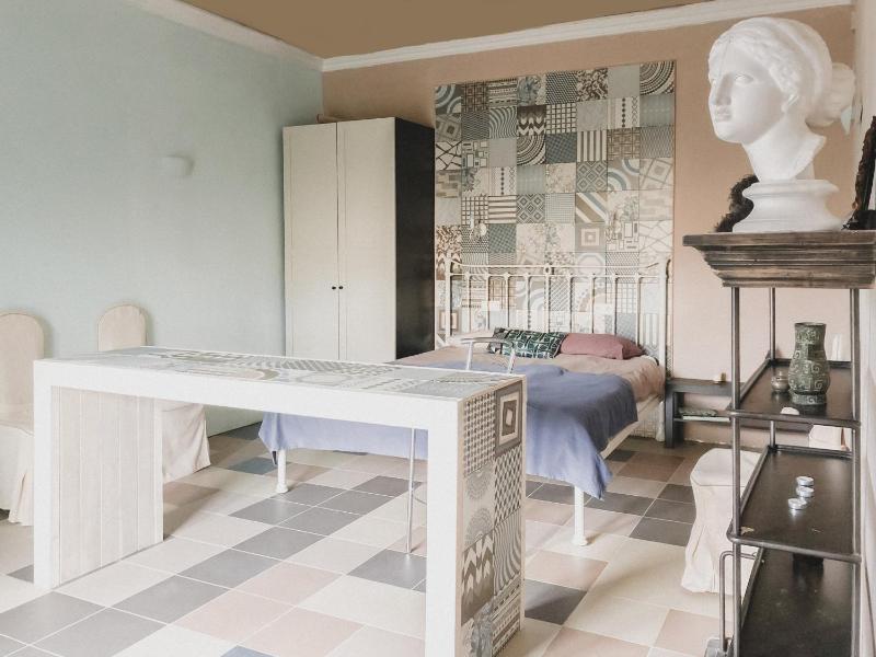 Family Room with Private Bathroom image 1