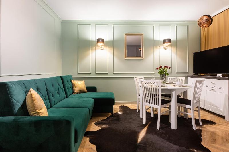 One-Bedroom Apartment image 1