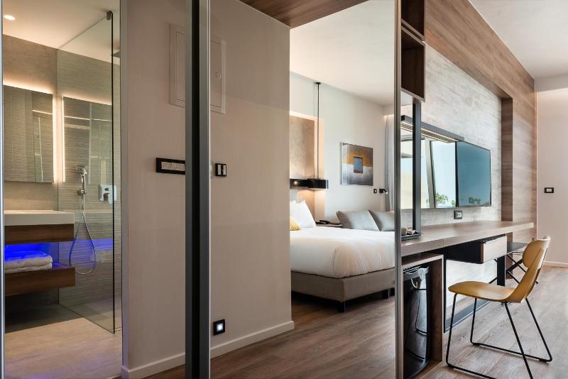 Classic Room with Pool View (Up to 3 Adults) image 4