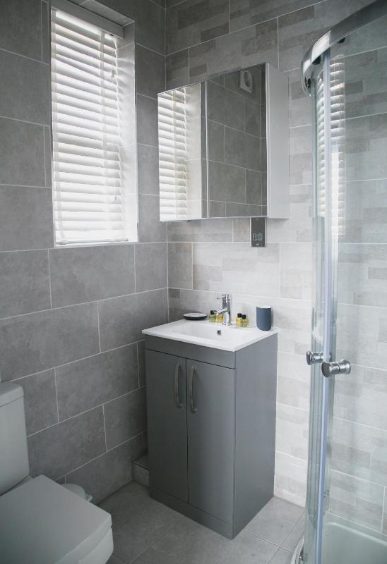 71 East Parade - image 11