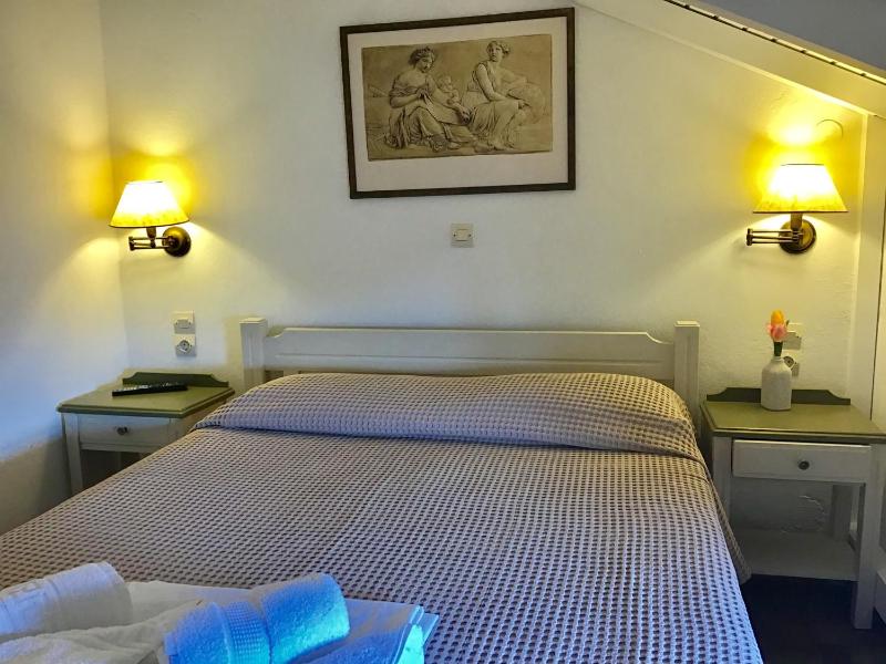 Studio (5 Adults) with Sea View image 3