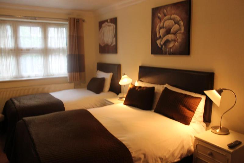 Triple Room image 2