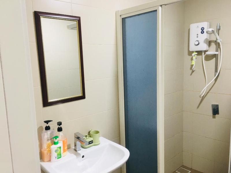 Studio I-Soho D'Gunduls Homestay by DGH I-CITY - image 12