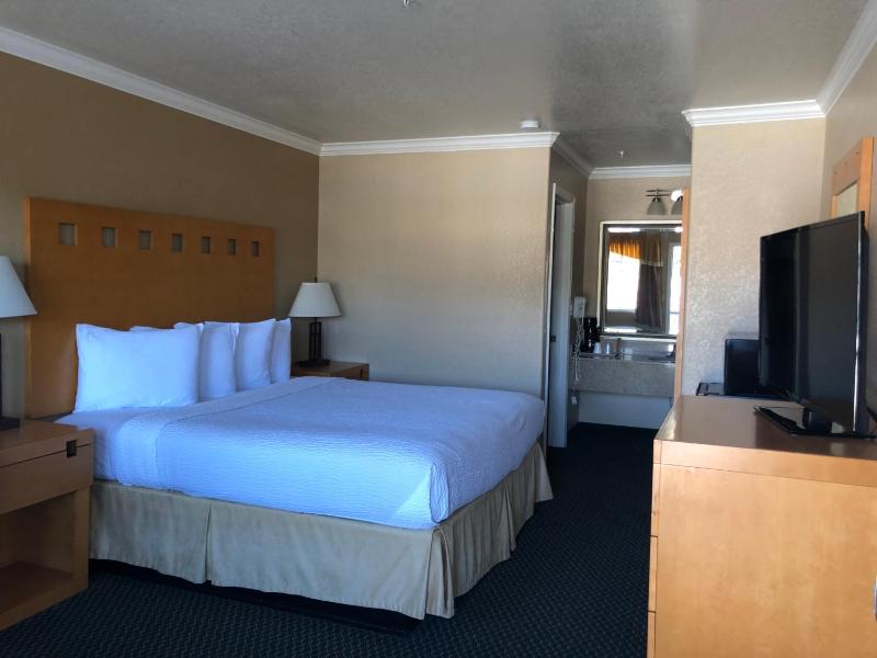 King Room image 1