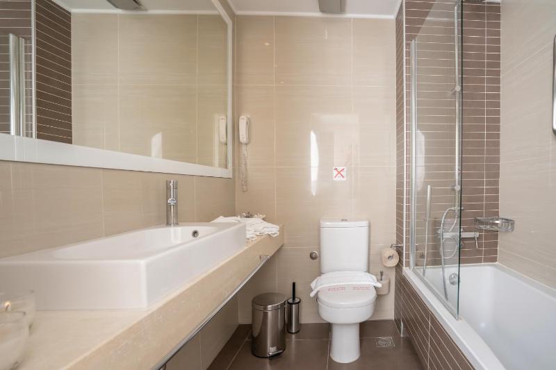 Triple Room image 4