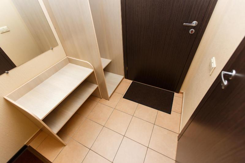 Standard Twin Room image 1