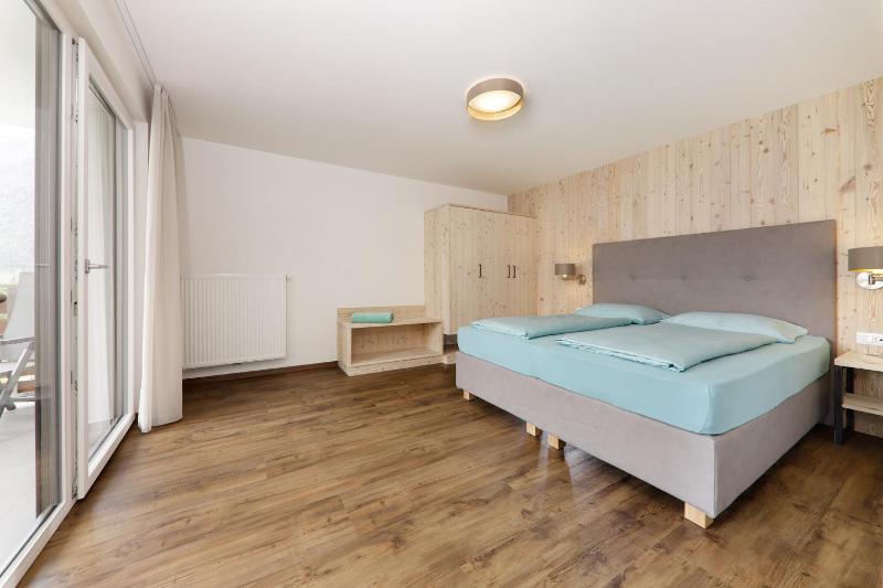 Two-Bedroom Apartment image 4