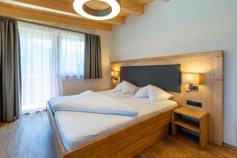Double Room image 4