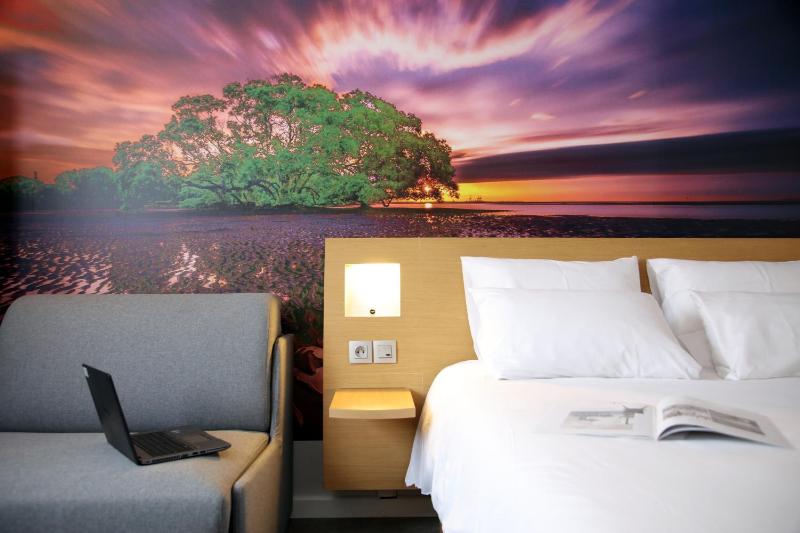 Novotel Lille Centre Grand Place - image 36