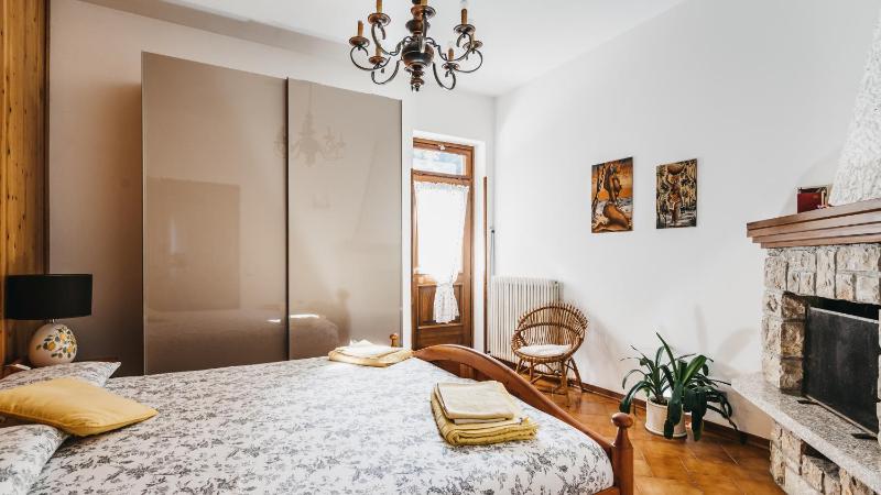 One-Bedroom House with Garden View image 3