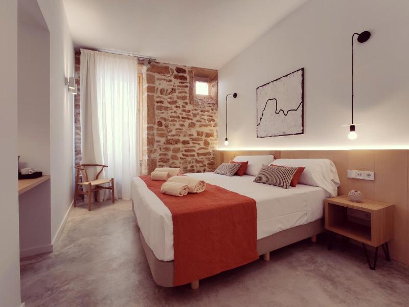 Superior Double Room image 3