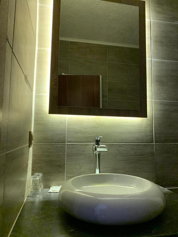 Double Room image 2
