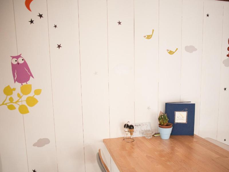 Triple Room with Shared Bathroom image 3
