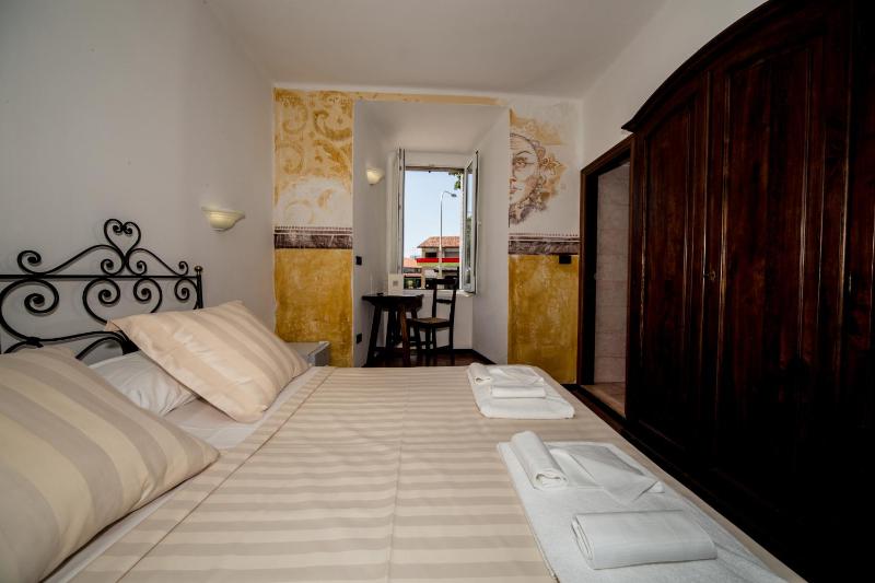 Economy Double Room image 1