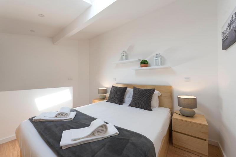 LovelyStay - A Little Slice of Heaven in Porto - image 20