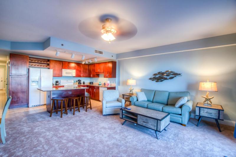 One-Bedroom Apartment image 3