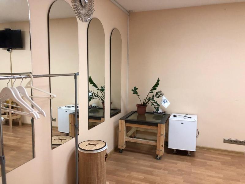 Twin Room image 3
