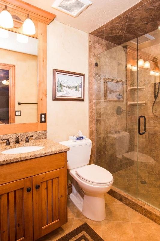 Superior Apartment image 3