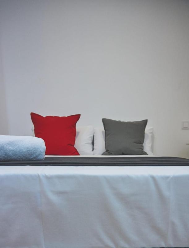 Studio Apartment image 1