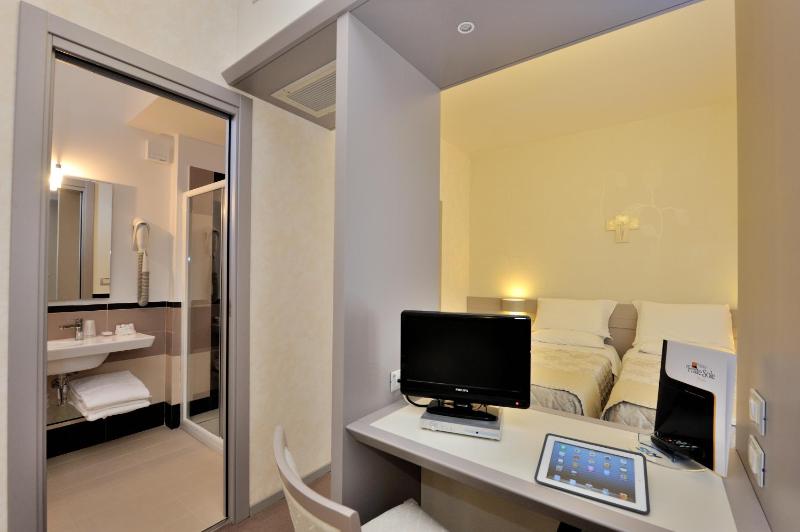 Junior Suite image 1