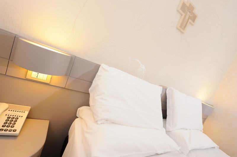 Hotel Frate Sole - image 17