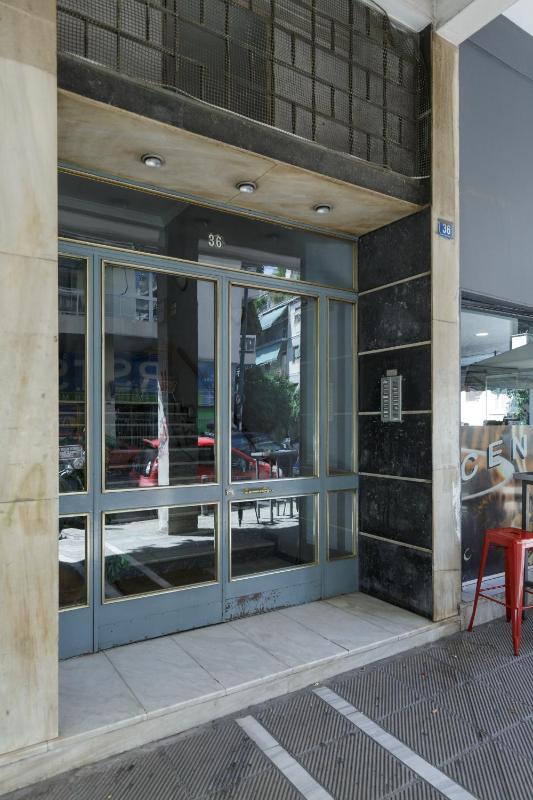 Urban 2BD Apartment in Koukaki by UPSTREET - image 12