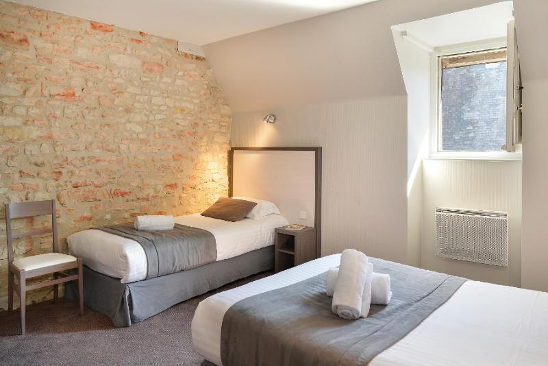 Triple Room image 1