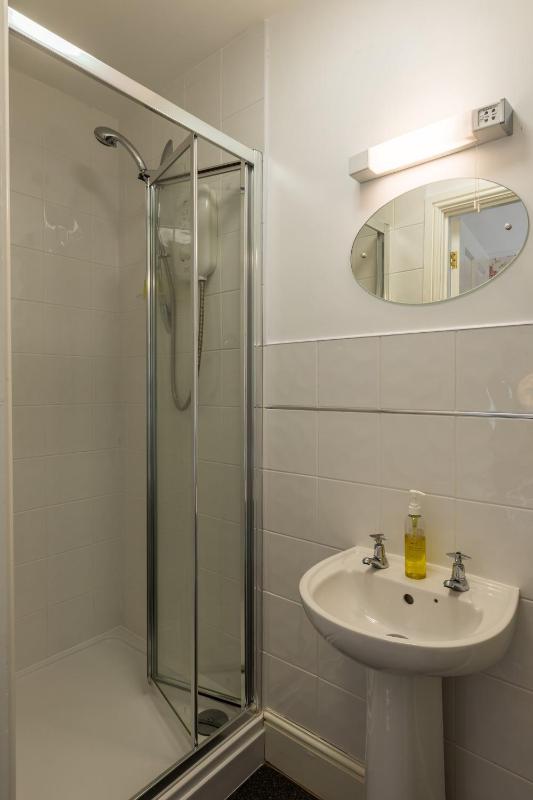 Dorchester House - image 30