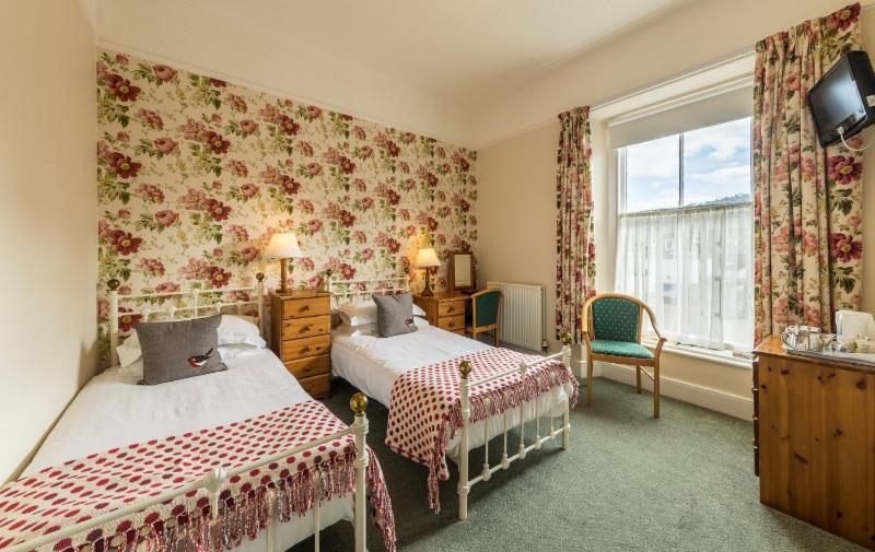 Dorchester House - image 6