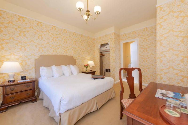 Stanyan Park Hotel - image 11