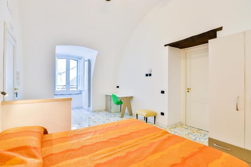 Double Room image 1