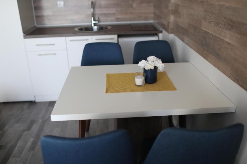 Studio Apartment image 2