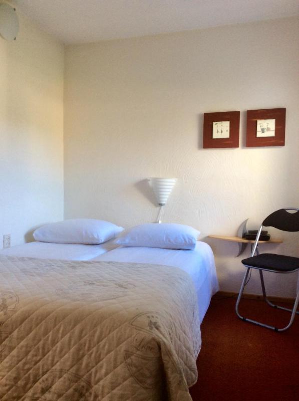 Budget Double Room image 3