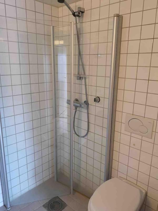 CITY CENTER OSLO BLACK AND WHITE APARTMENT - image 16