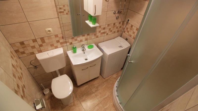 Apartment Mario - image 34
