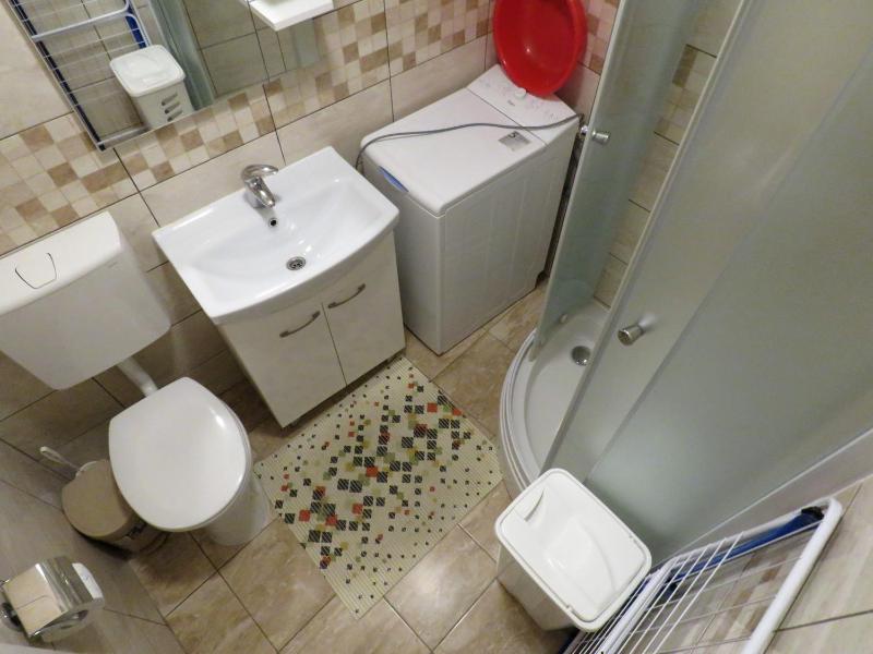 Apartment Mario - image 36