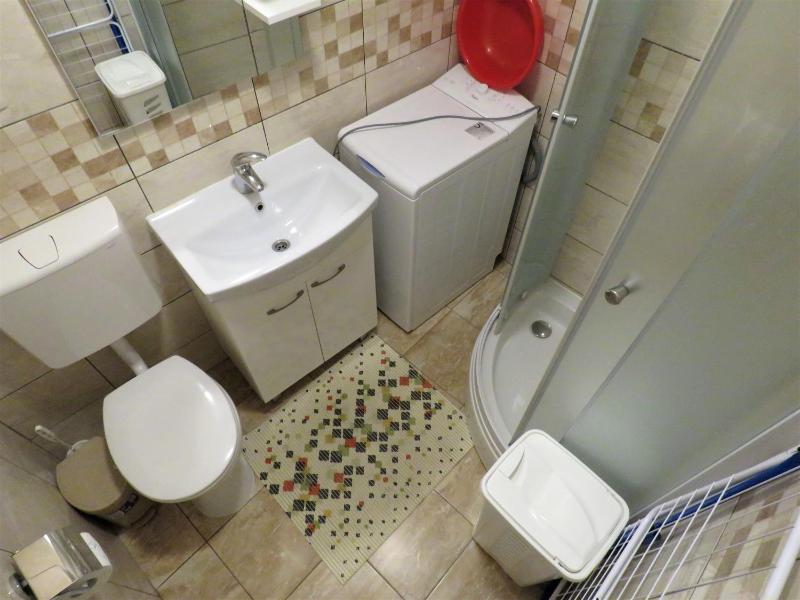 Apartment Mario - image 40