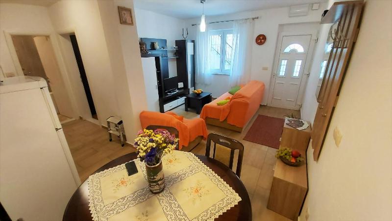 Apartment Mario - image 29