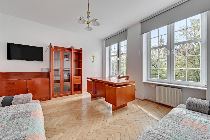 Studio Apartment image 4