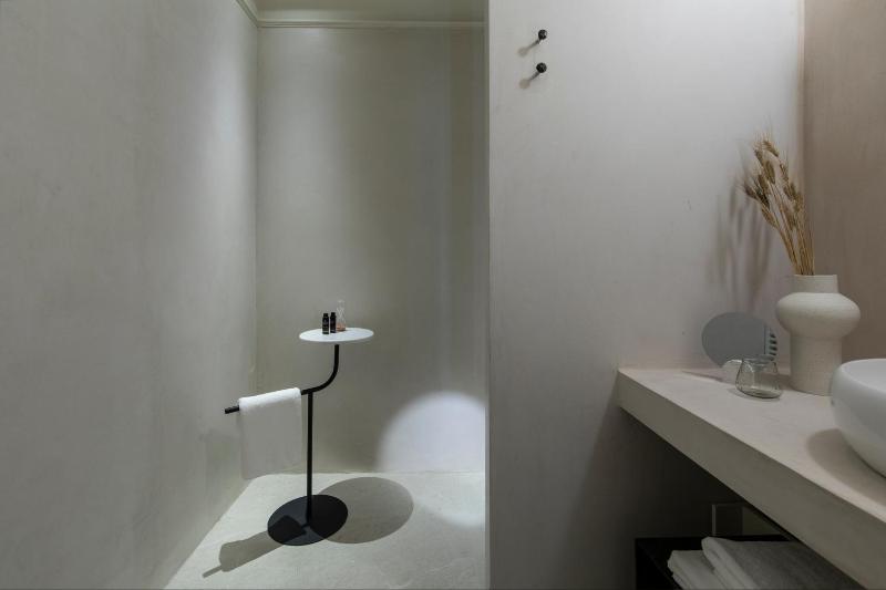Superior Suite image 3