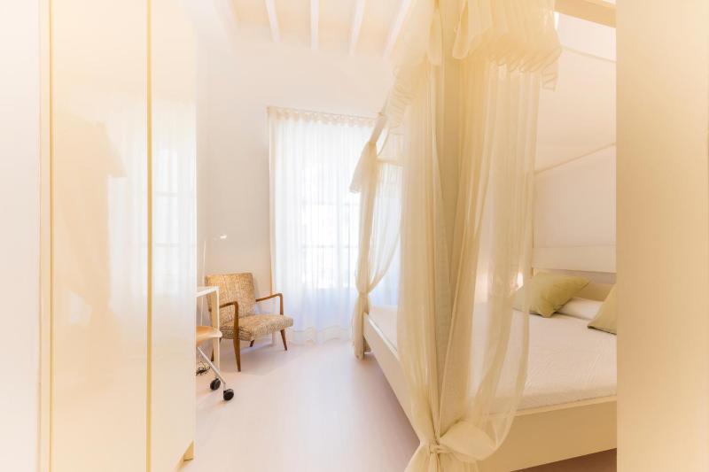 Deluxe Double or Twin Room with Views image 2