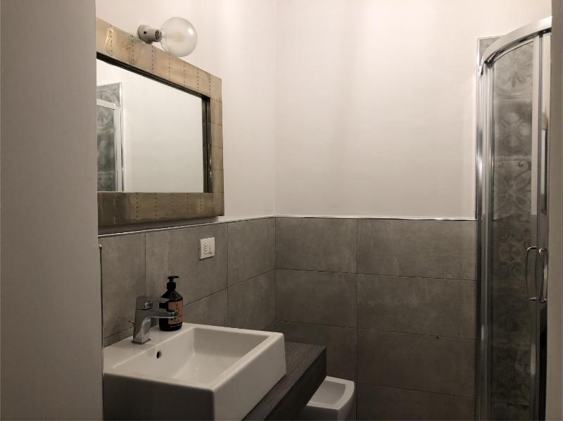 Double Room with Private Bathroom image 4