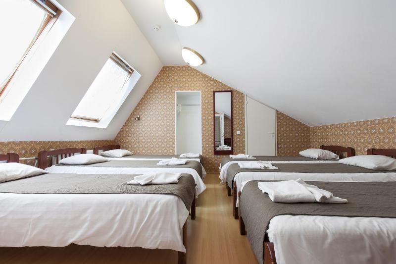 Two-Bedroom Suite image 2