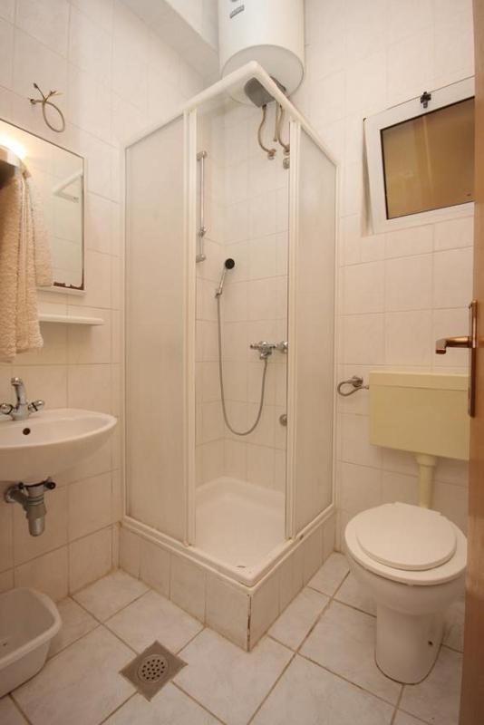 Two-Bedroom Apartment with Terrace and Sea View image 3