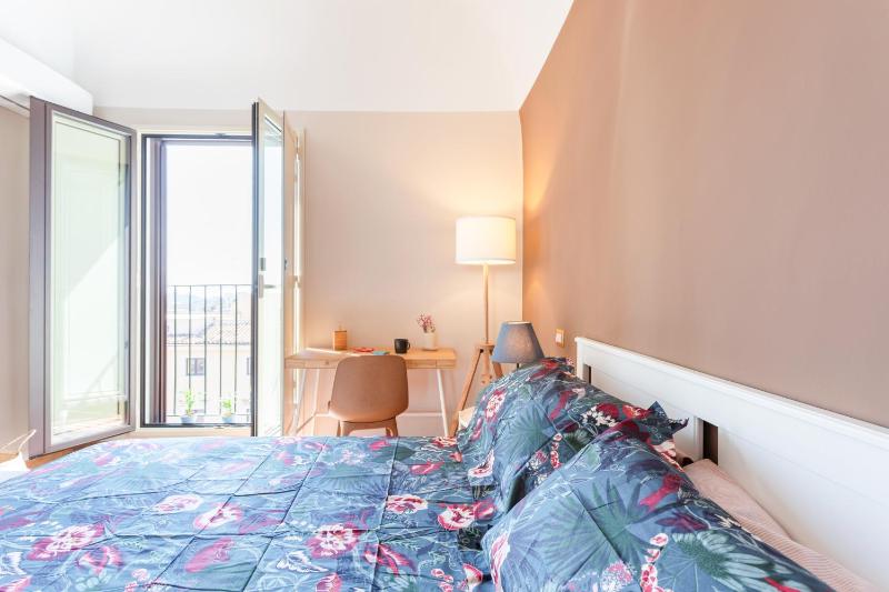 GuestHost - Catania City Center Apartment - image 4