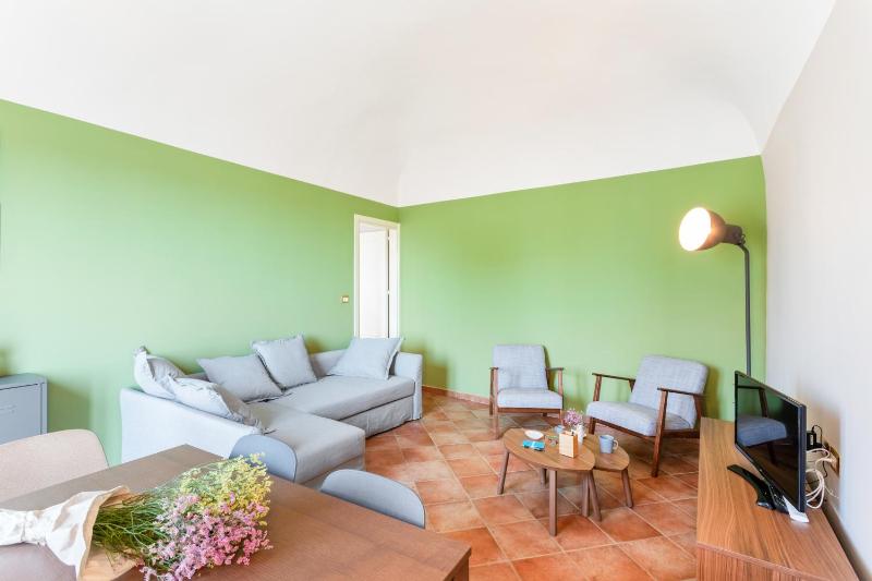 GuestHost - Catania City Center Apartment - image 1